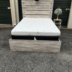 Full Size Bed Cash Only