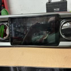 Tacoma Radio 2016-2022 10.1 Radio