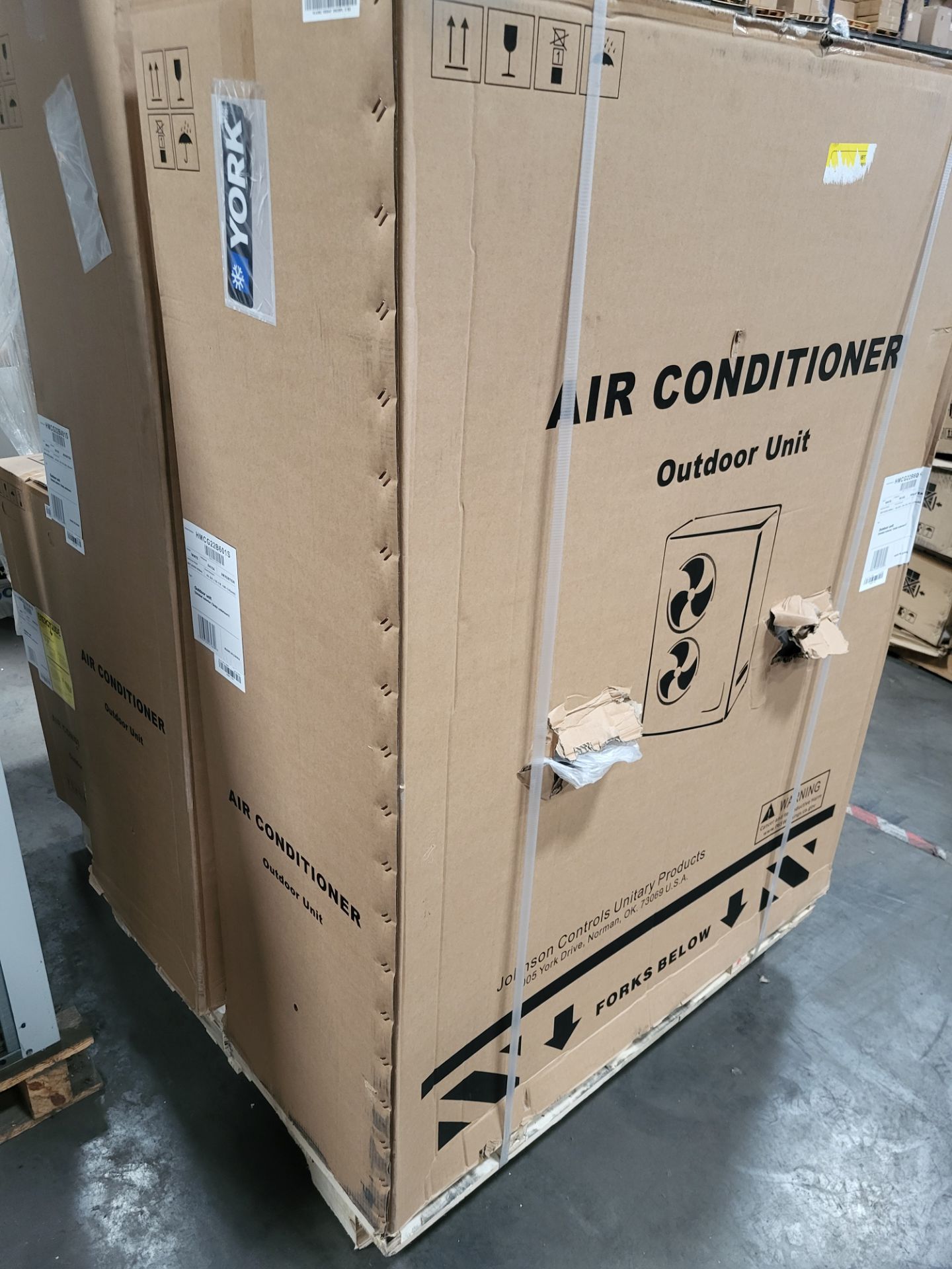 ❄️YORK Slimline Straight Cool 16 Seer Condensers