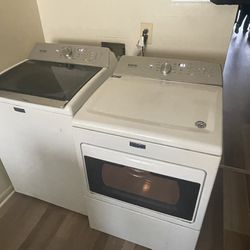 2019 Washer Dryer Set