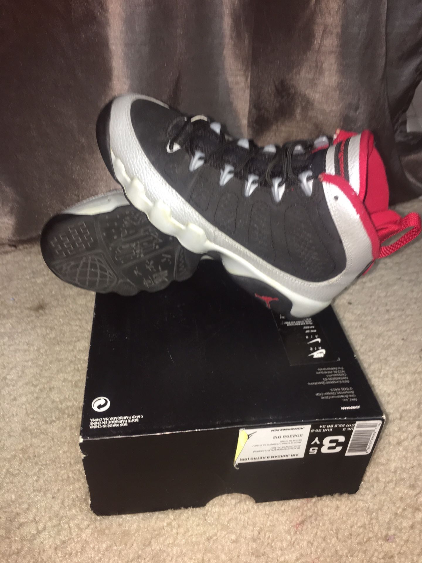 Jordan 9 Retro Johnny Kilroy kids size 3.5y