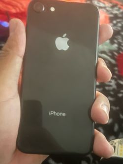 I PHONE 8 UNLOCKED 100$