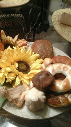 Decorative plates for decorating use for kitchen ,they can be put on walls your choice