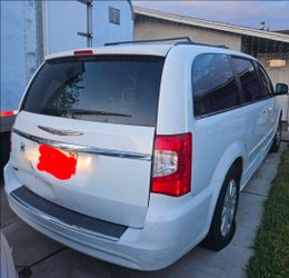 2015 Chrysler Town & Country
