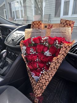 25 Rose Open Bouquet With Baby breath 