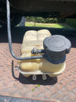 Range Rover Hse coolant reservoir bottle parts