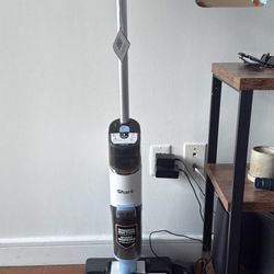 Shark vacum 