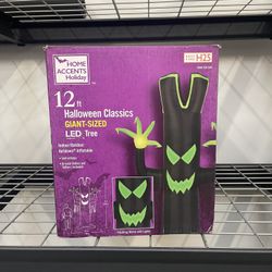 12 ft LED Halloween Tree