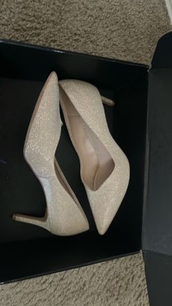 Woman’s size 8 heels