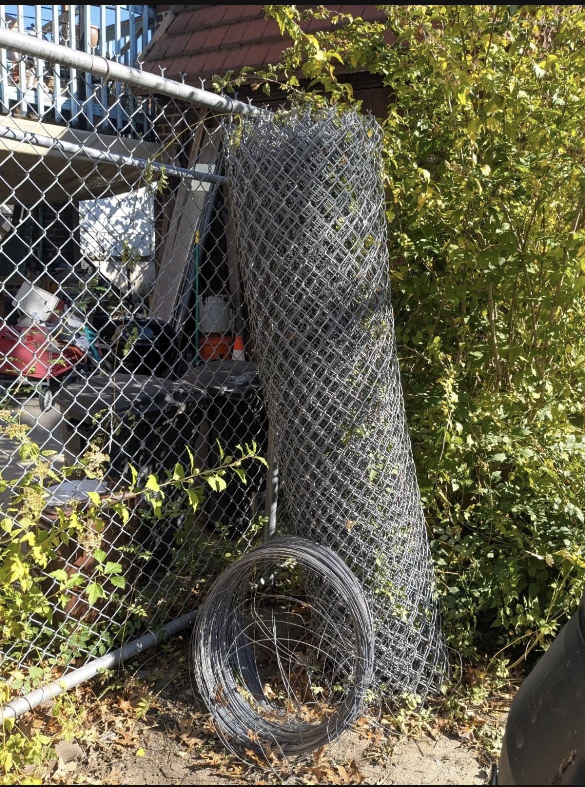 47 Feet Of 6’ High Cyclone Fence  Pick Up In The Bronx In KingsBridge Heights