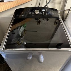 Kenmore Washer And Dryer (Large Capacity)
