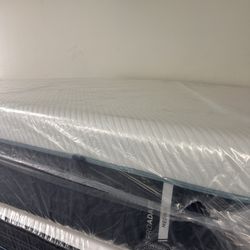 Tempurpedic Pro Adapt Medium Queen Mattress