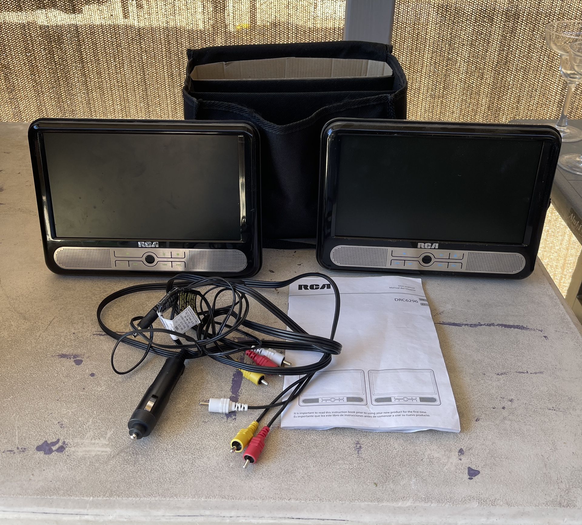 RCA Dual Mobile DVD Player