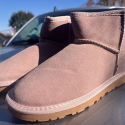Ugg Boots Size 8.5 Womens