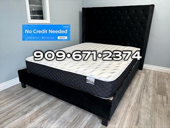 Cal King Black Chanelle Wingback Platform Bed w. Orthopedic Mattress Included