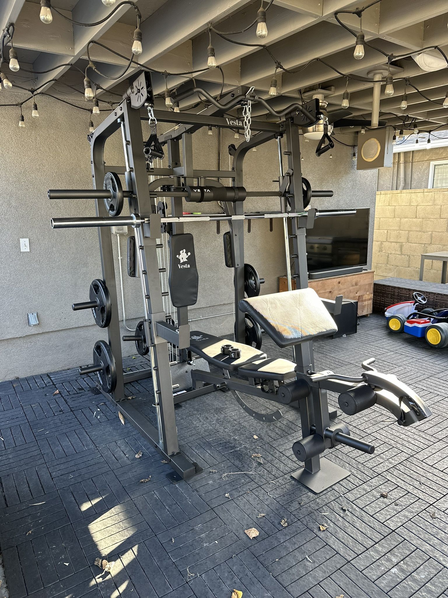 Vesta Fitness Smith Machine 2001 w/Bench Attachment | 230lb Bumpers Weights | 7ft Olympic Bar | Fitness | Gym Equipment | FREE DELIVERY🚚