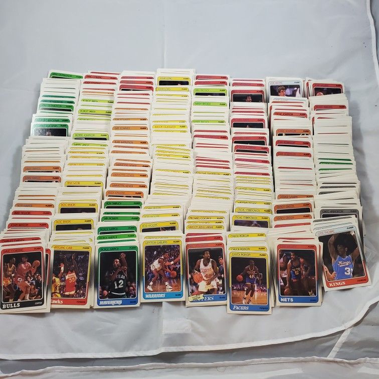 1000 + 1988 - 89 Fleer Basketball Cards
