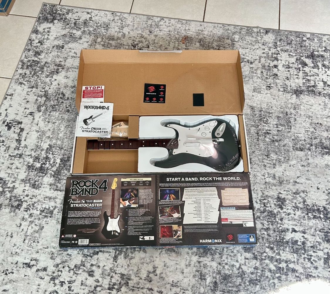 Rock Band 4 For PS4 And Ps5 New Never Used Please See All Pics Cash Only