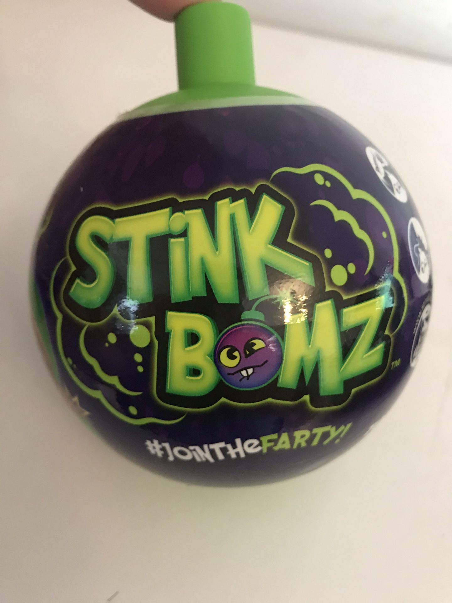 Stink Bomz