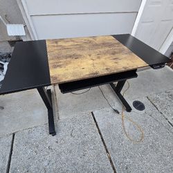 Adjustable Desk