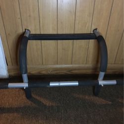 Iron Gym Total Upper Body Workout Bar