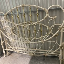 King Metal Bed Frame