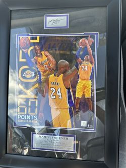 Signed Kobe Bryant Picture