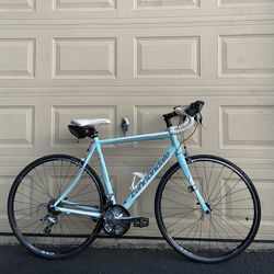 Cannondale Synapse Women’s Road Bike – 56cm – Shimano Tiagra – Excellent Condition Bicycle