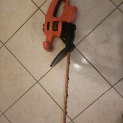Black+Decker hedge trimmer