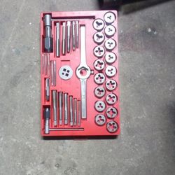 38 Piece Tap & Die Set 