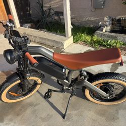 Dyu M20 Brown And Silver 