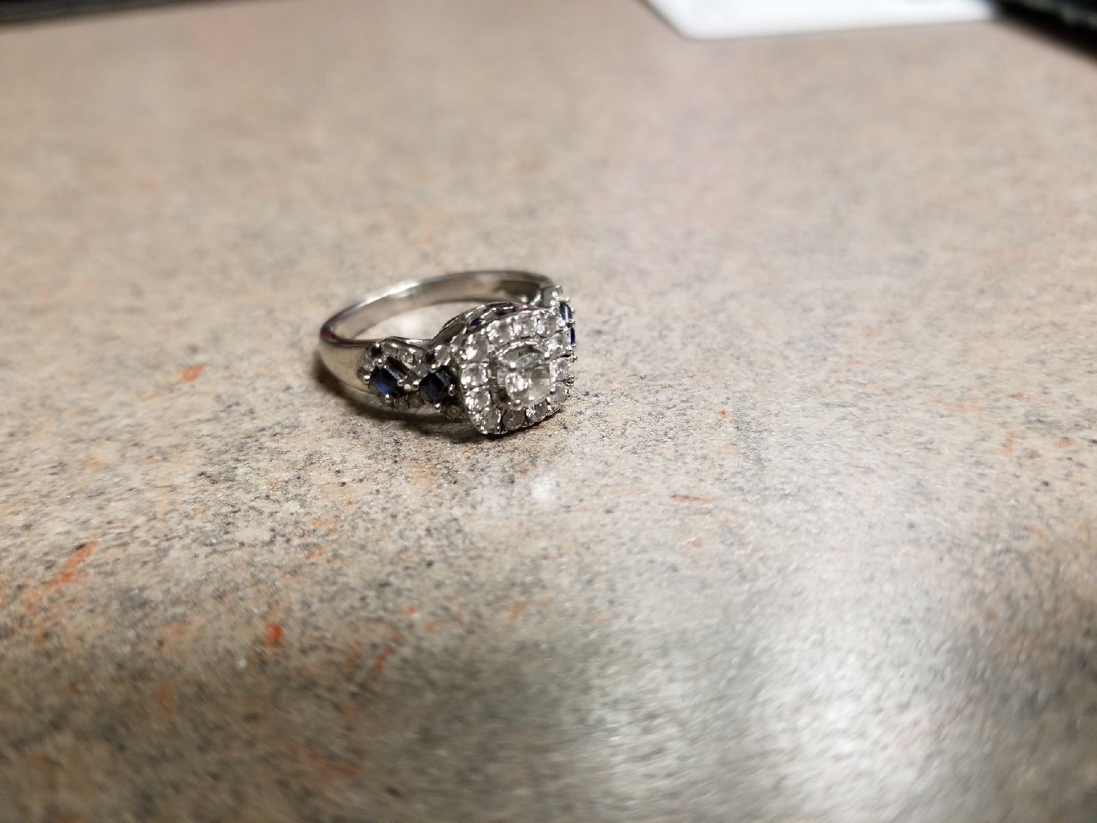 10kw wedding ring