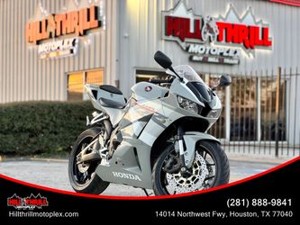 2025 HONDA CBR600RR