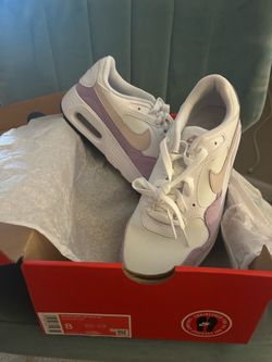 Nike shoes size 8