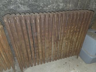 Vintage Cast Iron Column Radiator - 16 Sections