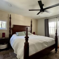 Gorgeous Cherry Oak King Bed Frame