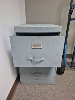 2-Drawer Metal Filing Cabinet