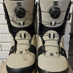 Mens DC Judge Snowboard Boots Size 9