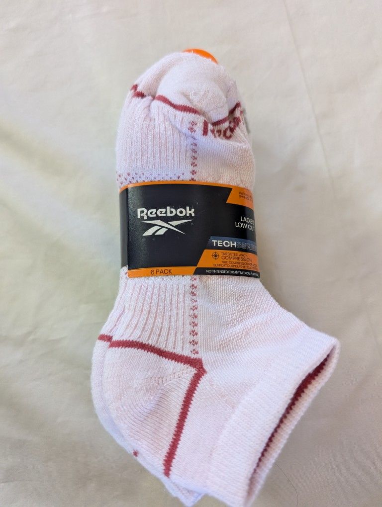New Reebok Socks Women's Size 4-10