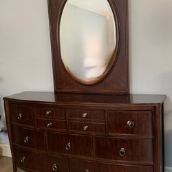 Large 9-drawer dresser with large mirror
