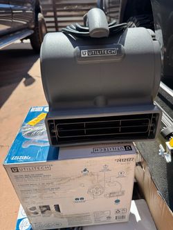 Utilitech 1/4 HP 900-CFM High-Velocity fan blower Air Mover with Timer