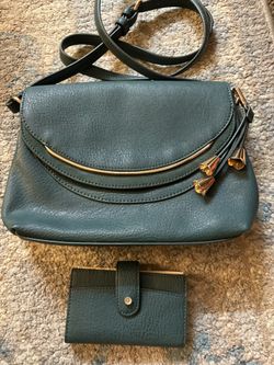 LC Lauren Conrad Blair Crossbody Bag (Green) with card case