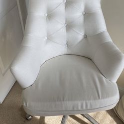 Tufted Swivel Desk Chair