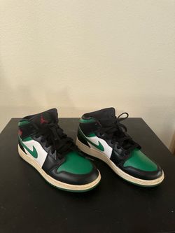 Jordan 1 mid Green toe