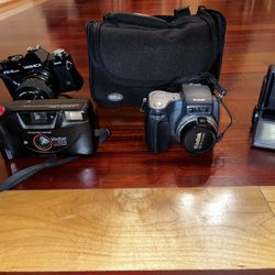 Cameras 📸 for Sale $60 All TODAY
