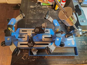 Alpha Tennis stringing machine