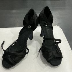Very Fine Lightly Used Latin Ballroom Dance Shoes - Size 6 1/2 - 2.5” Heel