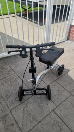 Medical knee scooter
