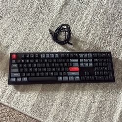 Keychron V6 QMK Mechanical Keyboard