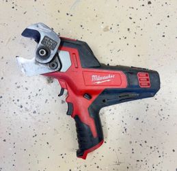 M12 Cordless 600 MCM Cable Cutter